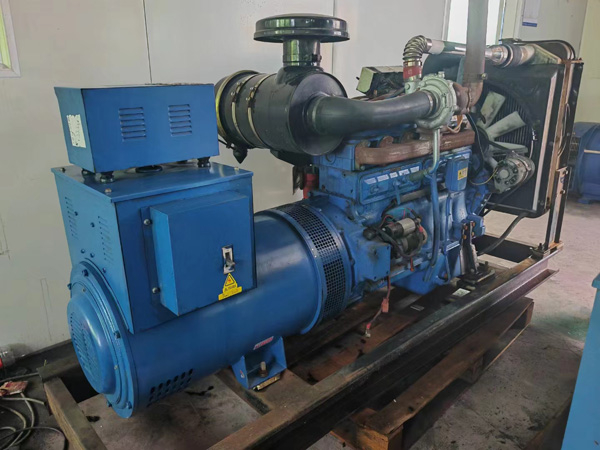 定州100kW柴油发电机组使用多级机油有哪些优缺点？